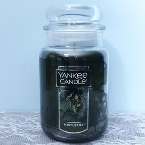New 22 Oz Yankee Candle Mistletoe Green Large Jar Candles Holiday Christmas
